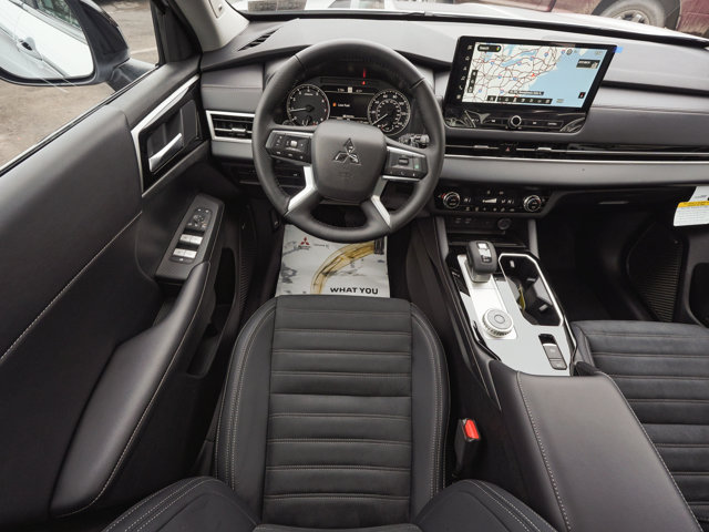 New 2026 Mitsubishi Outlander AWD image 42