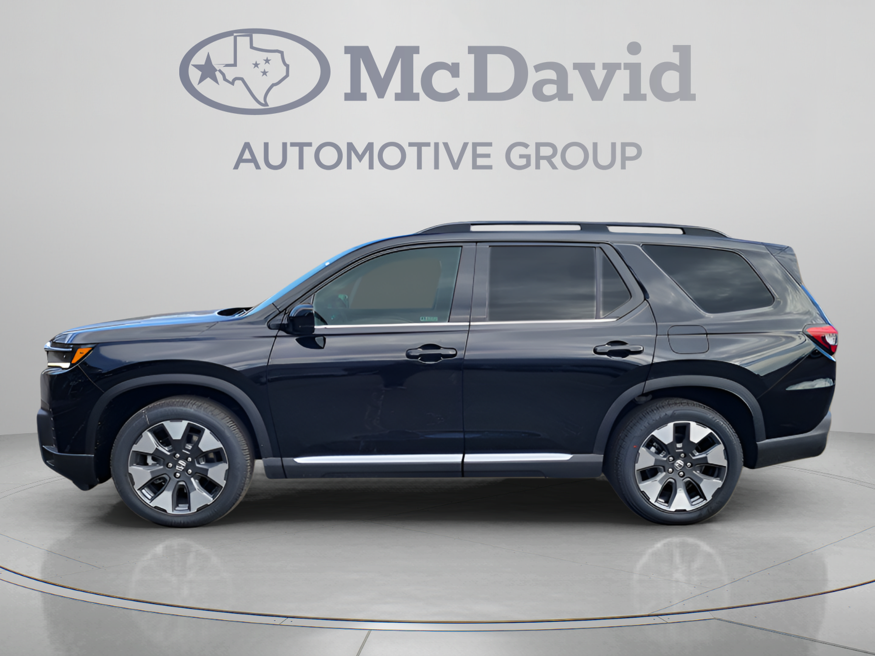New 2026 Honda Pilot Elite image 2