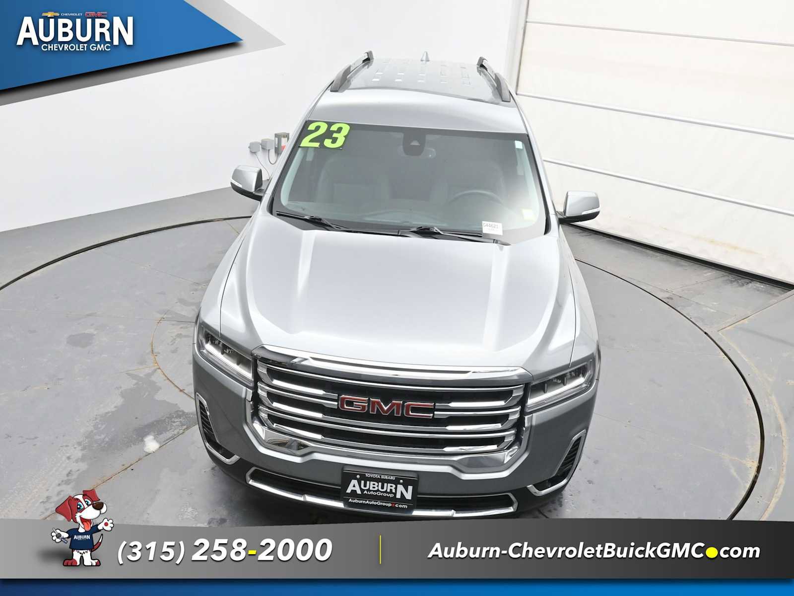 Used 2023 GMC Acadia SLT image 25