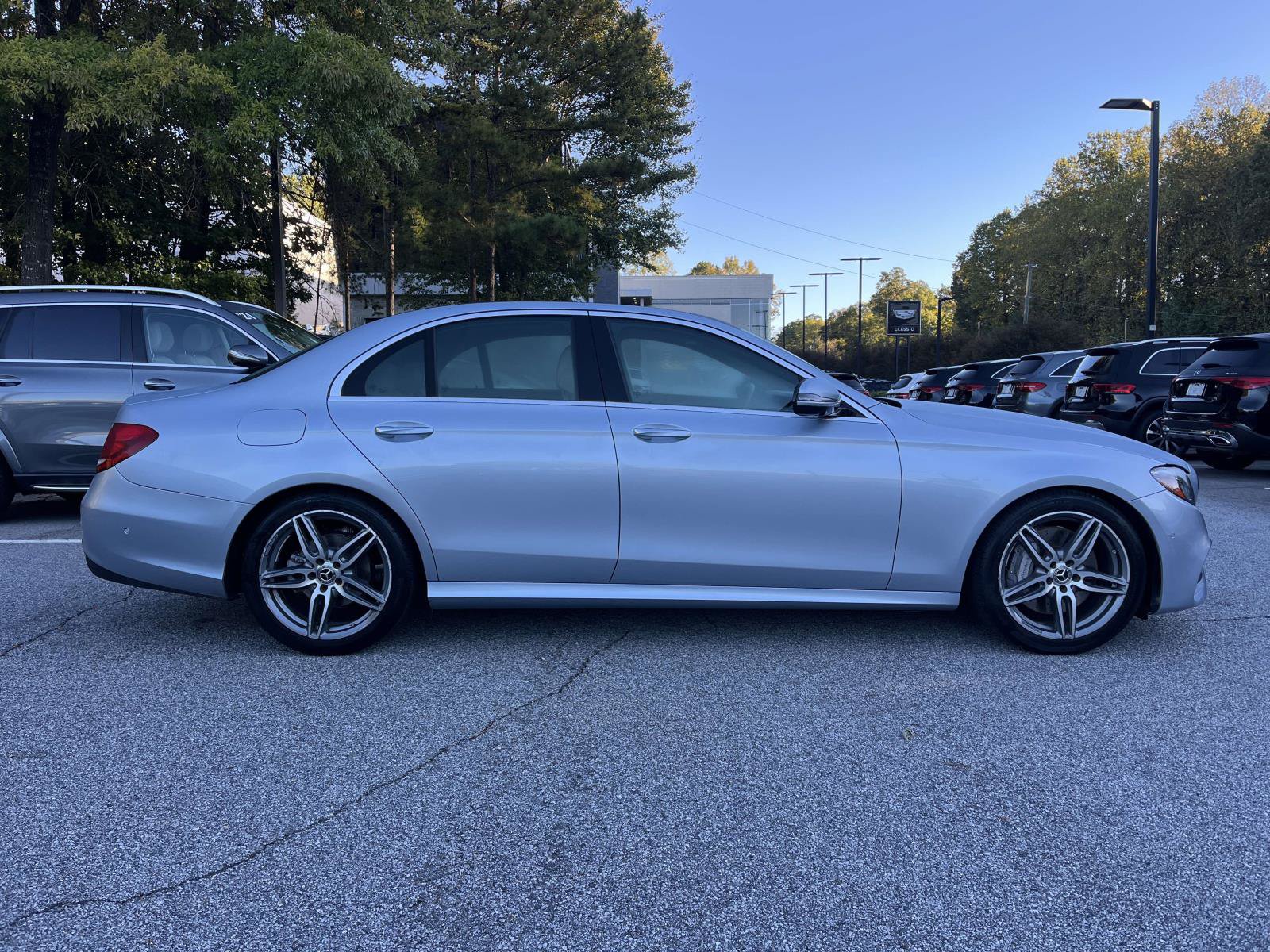 Used 2018 Mercedes-Benz E 300 image 5