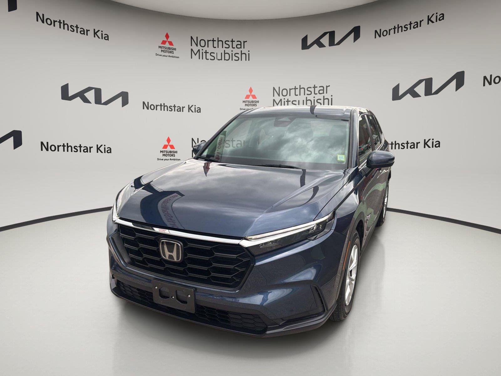 Used 2024 Honda CR-V LX image 16