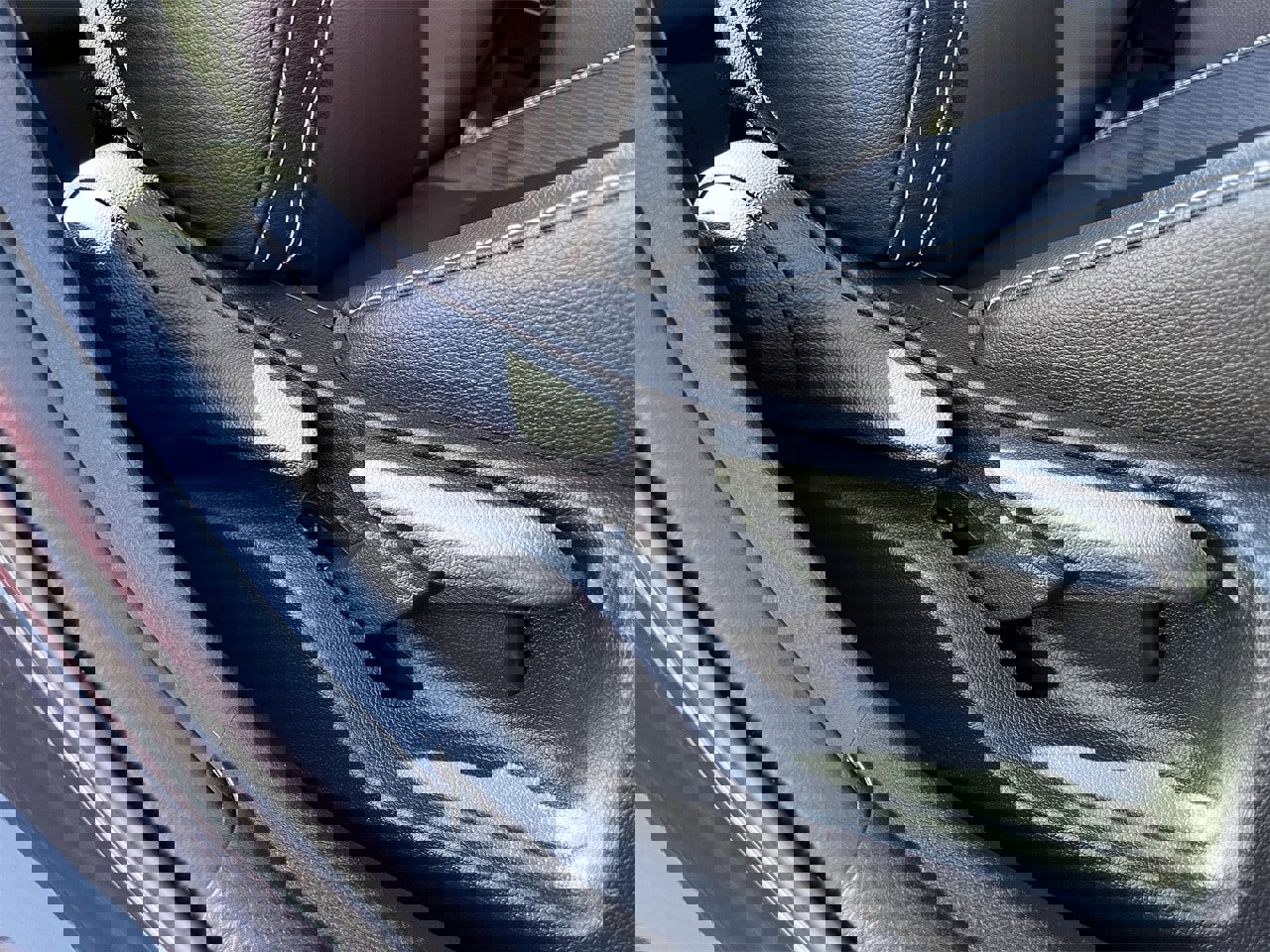 Used 2025 Toyota Camry SE image 25