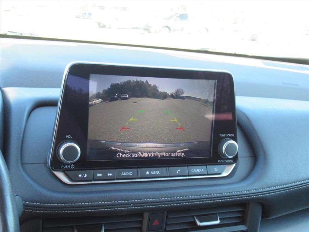 Used 2023 Nissan Rogue SV w/ SV Premium B Package image 22