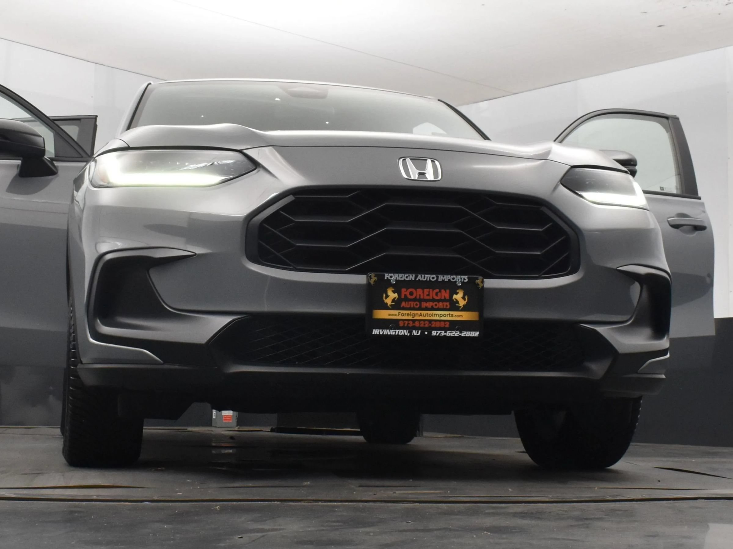 Used 2025 Honda HR-V Sport image 11
