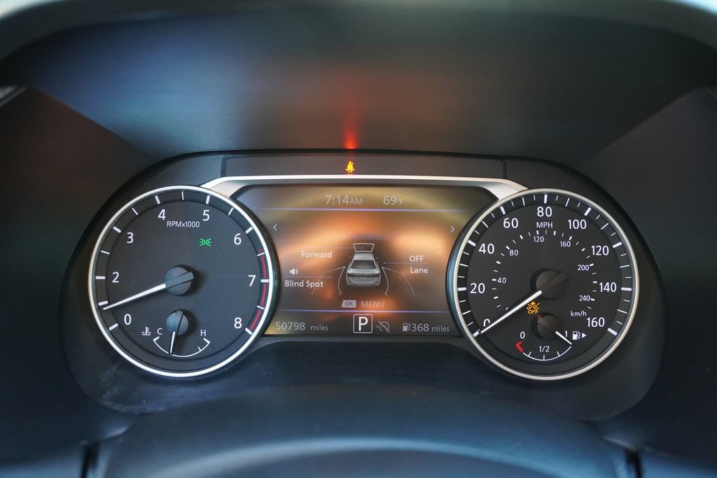 Used 2024 Nissan Sentra SV FWD image 29