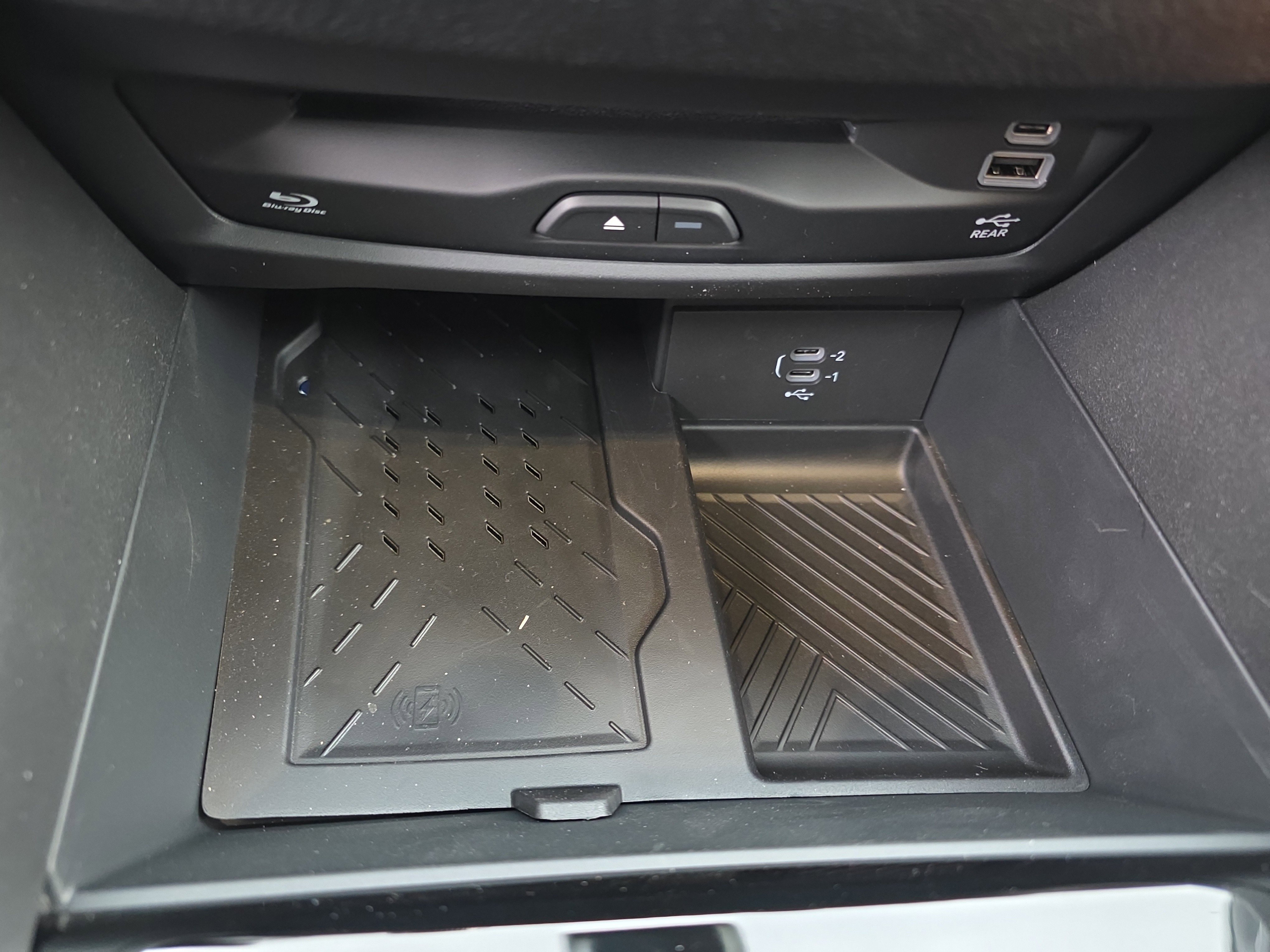 New 2026 Chrysler Pacifica Pinnacle image 8