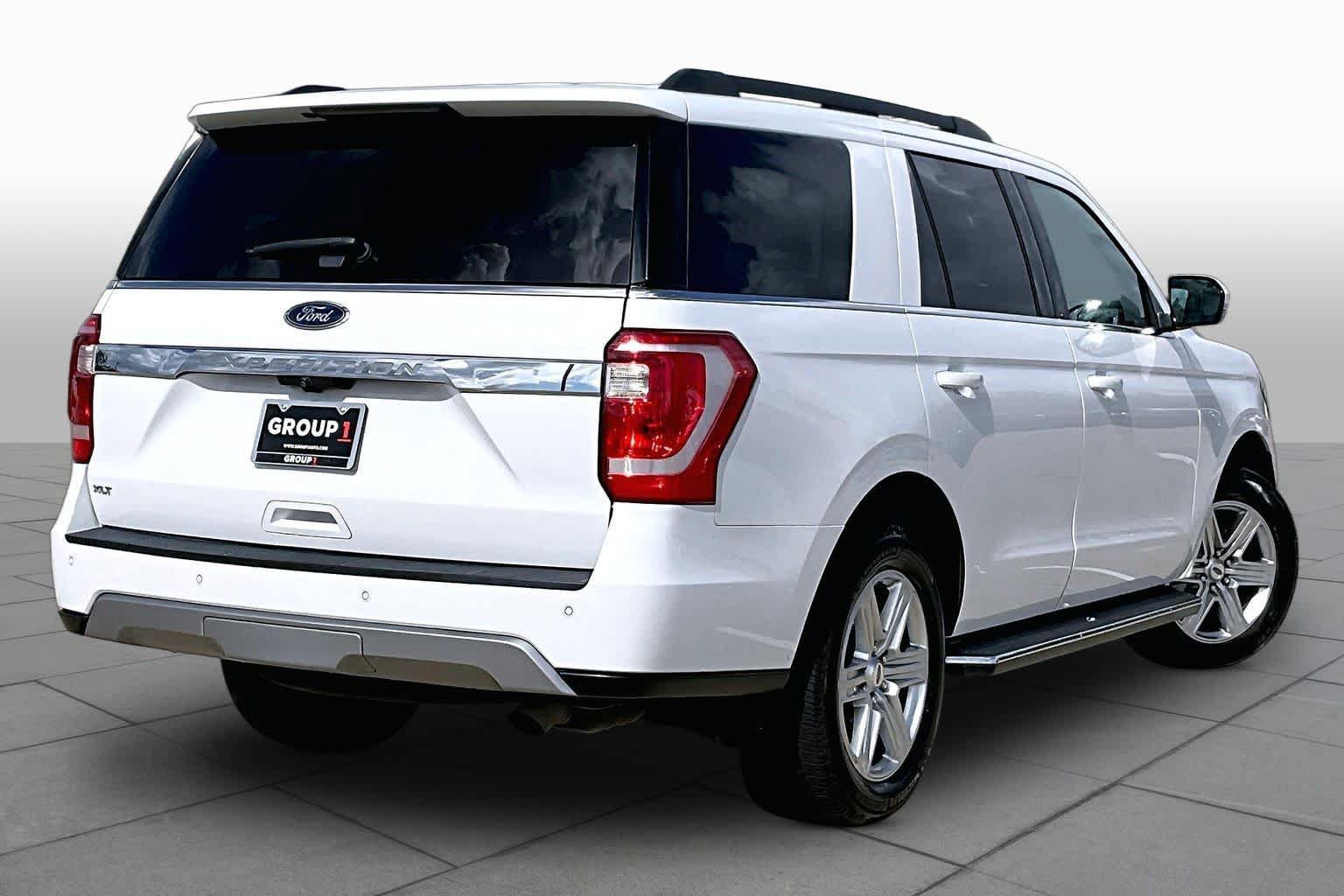 Used 2019 Ford Expedition XLT w/ Equipment Group 202A RWD image 13