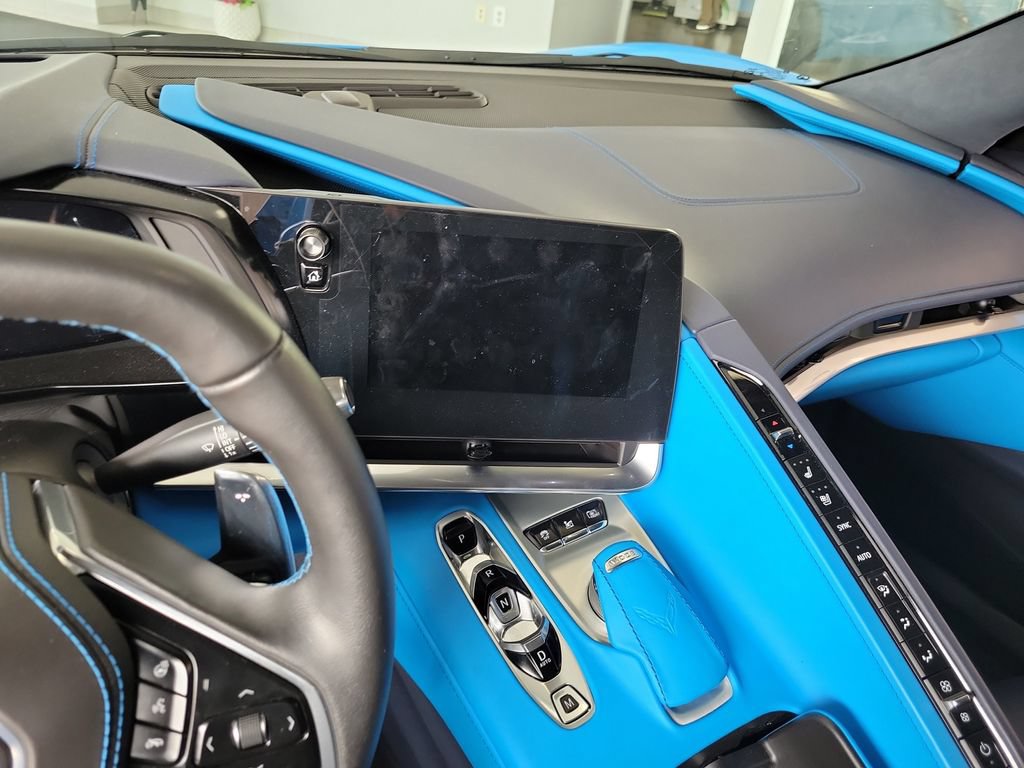 Used 2022 Chevrolet Corvette Stingray Premium Cpe w/ Battery Protection Package RWD image 25