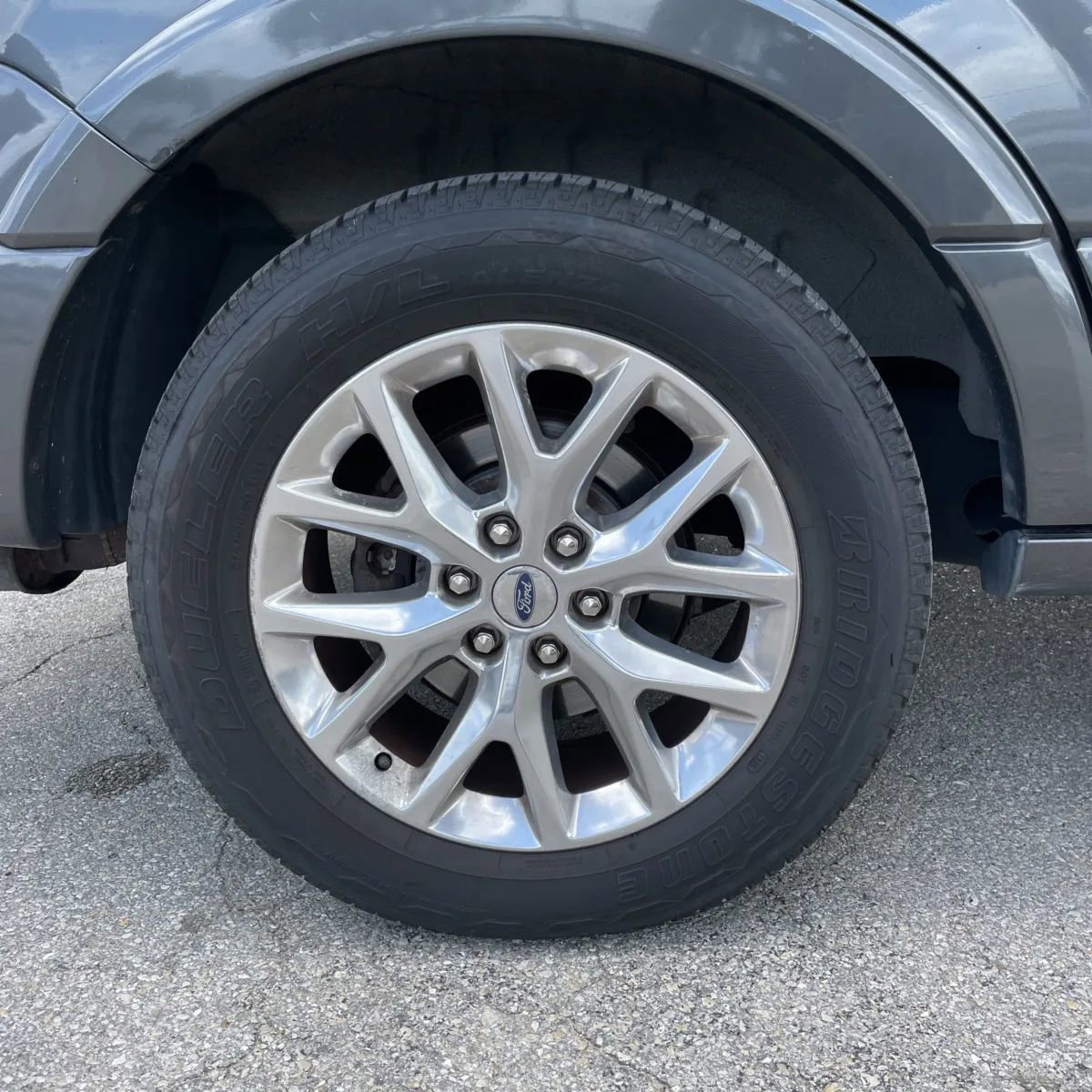 Used 2015 Ford Expedition Limited w/ Equipment Group 301A AWD/4WD image 19