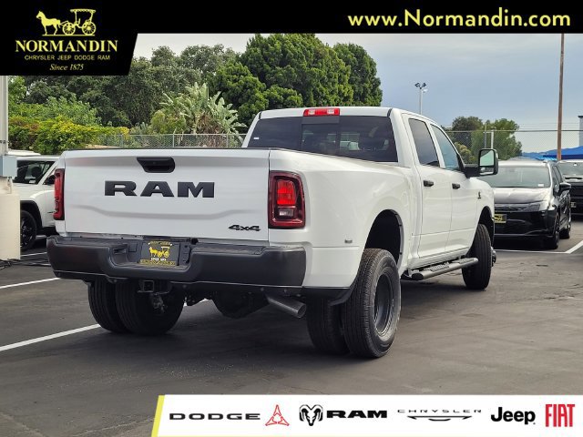 New 2026 RAM 3500 Tradesman AWD/4WD image 4