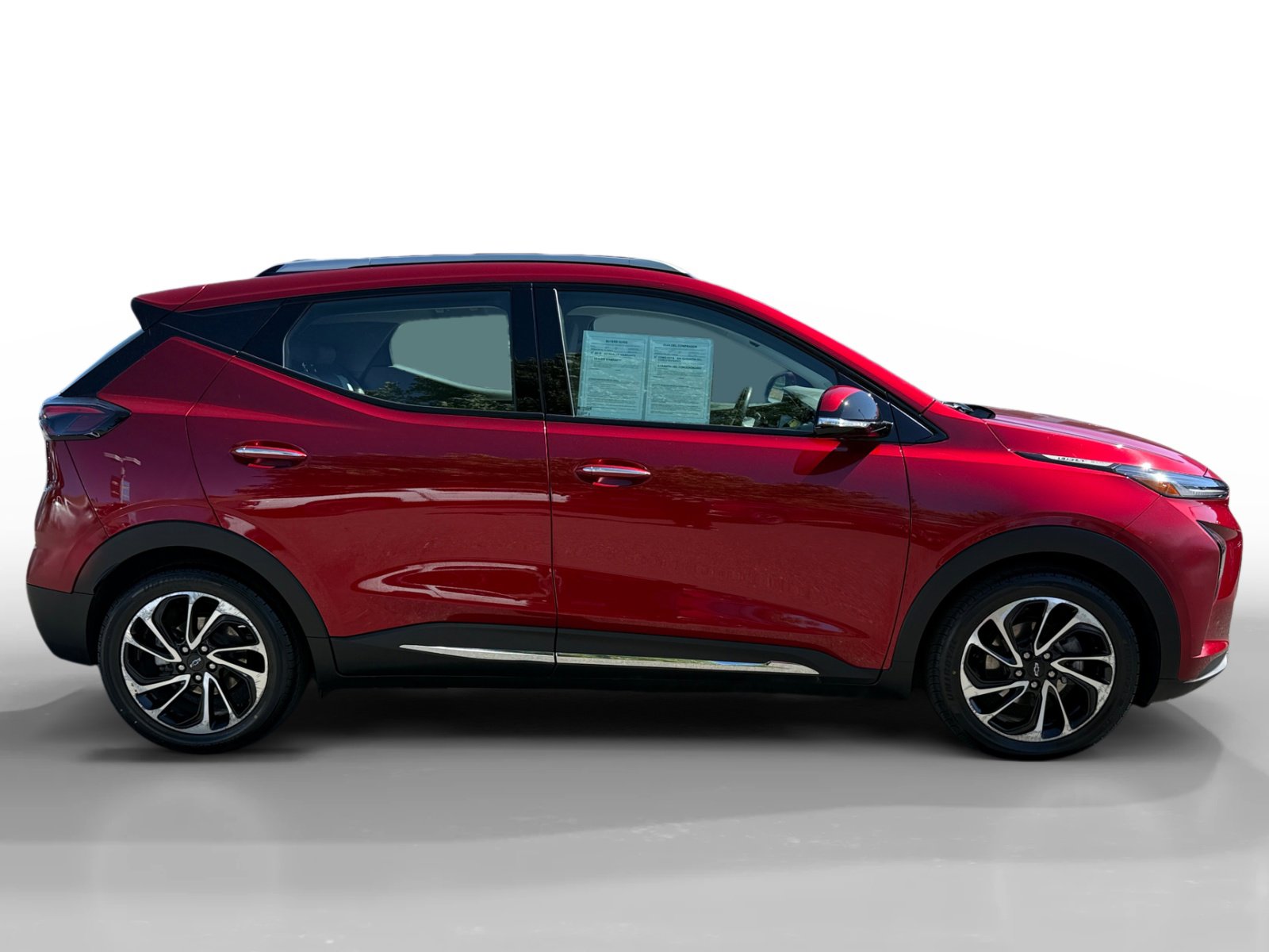 Used 2023 Chevrolet Bolt EUV Premier w/ Sun & Sound Package FWD image 6