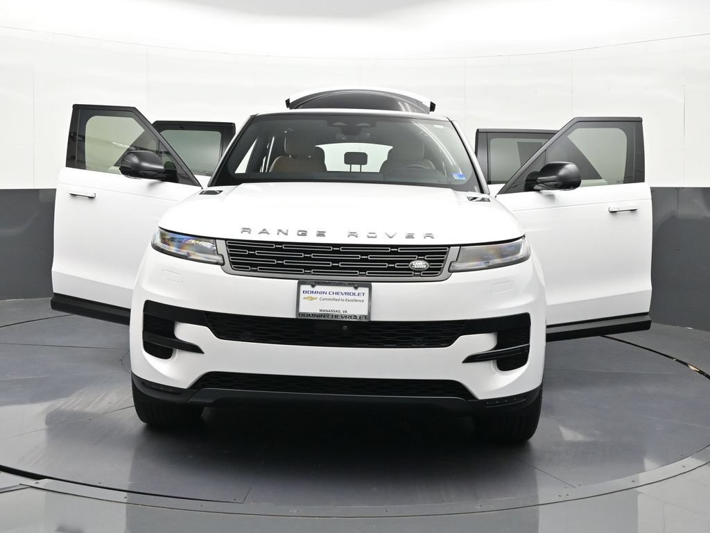 Used 2024 Land Rover Range Rover Sport SE AWD/4WD image 45