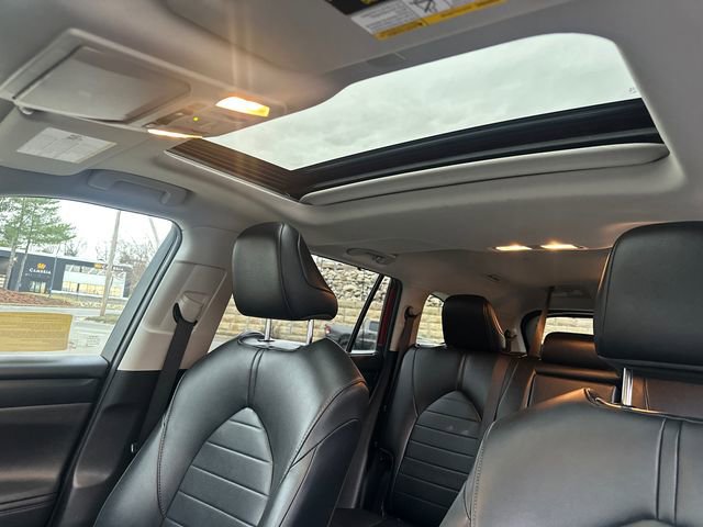 Used 2020 Toyota Highlander XLE image 45