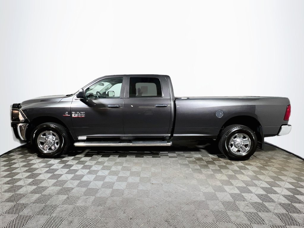 Used 2014 RAM 3500 Tradesman w/ Chrome Appearance Group RWD image 4