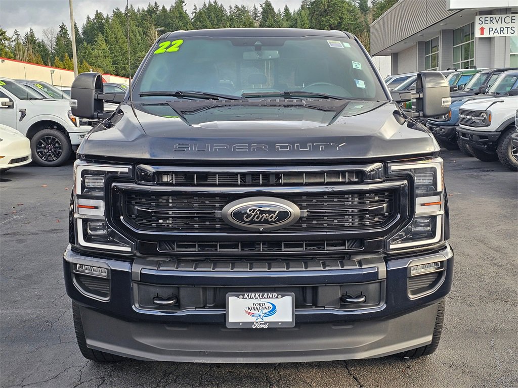 Used 2022 Ford F250 Lariat w/ Black Appearance Package image 2