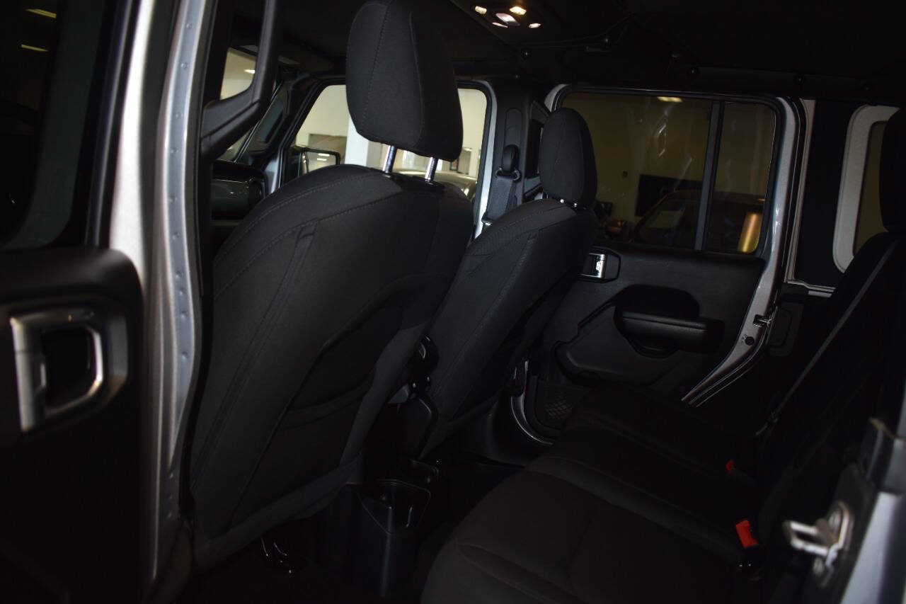 Used 2020 Jeep Wrangler Unlimited Sport AWD/4WD image 22