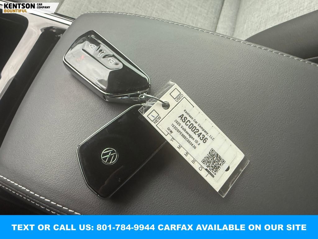 Used 2025 Volkswagen ID.4 Pro image 33