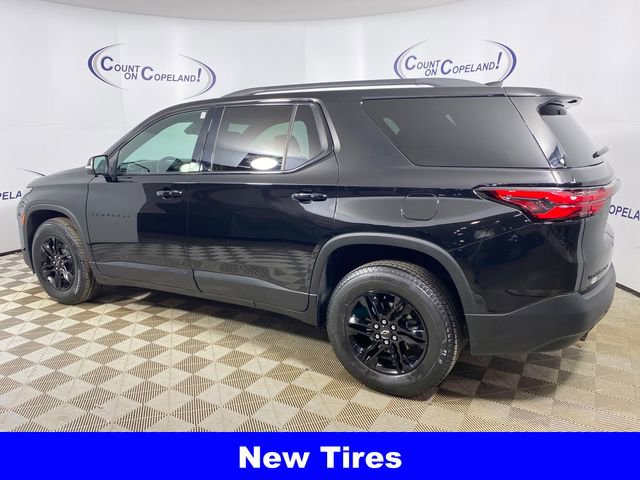 Certified 2023 Chevrolet Traverse LT w/ Midnight/Sport Edition image 4