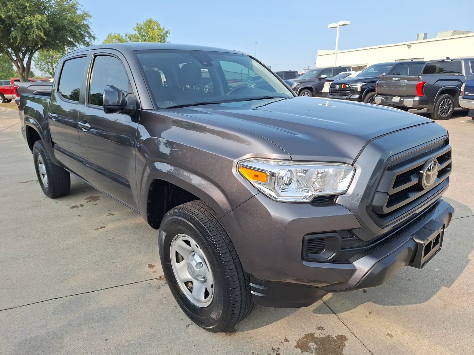 Used 2020 Toyota Tacoma SR w/ SR Convenience Package RWD image 8
