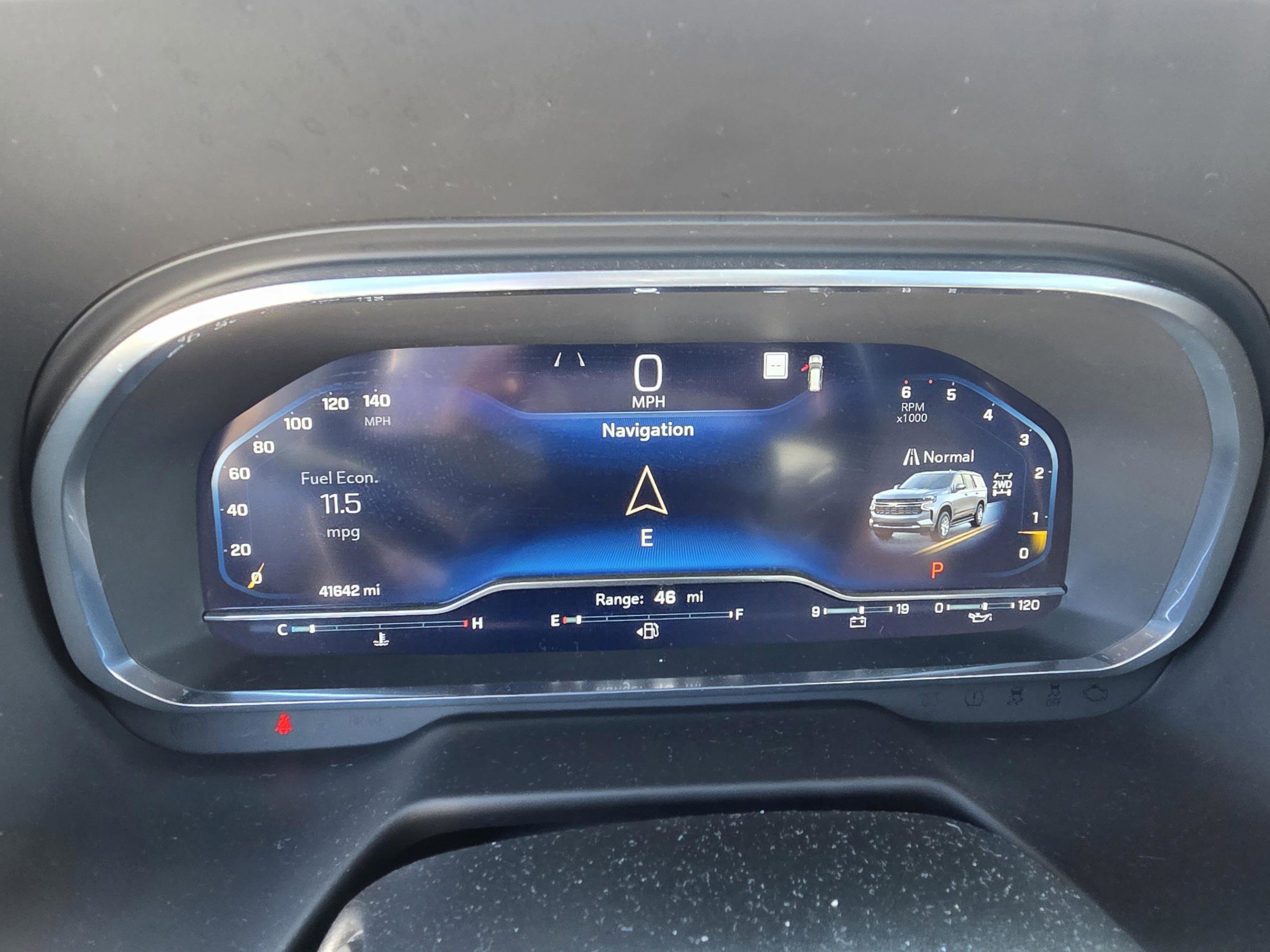 Used 2022 Chevrolet Suburban Z71 w/ Z71 Off-Road Package image 15