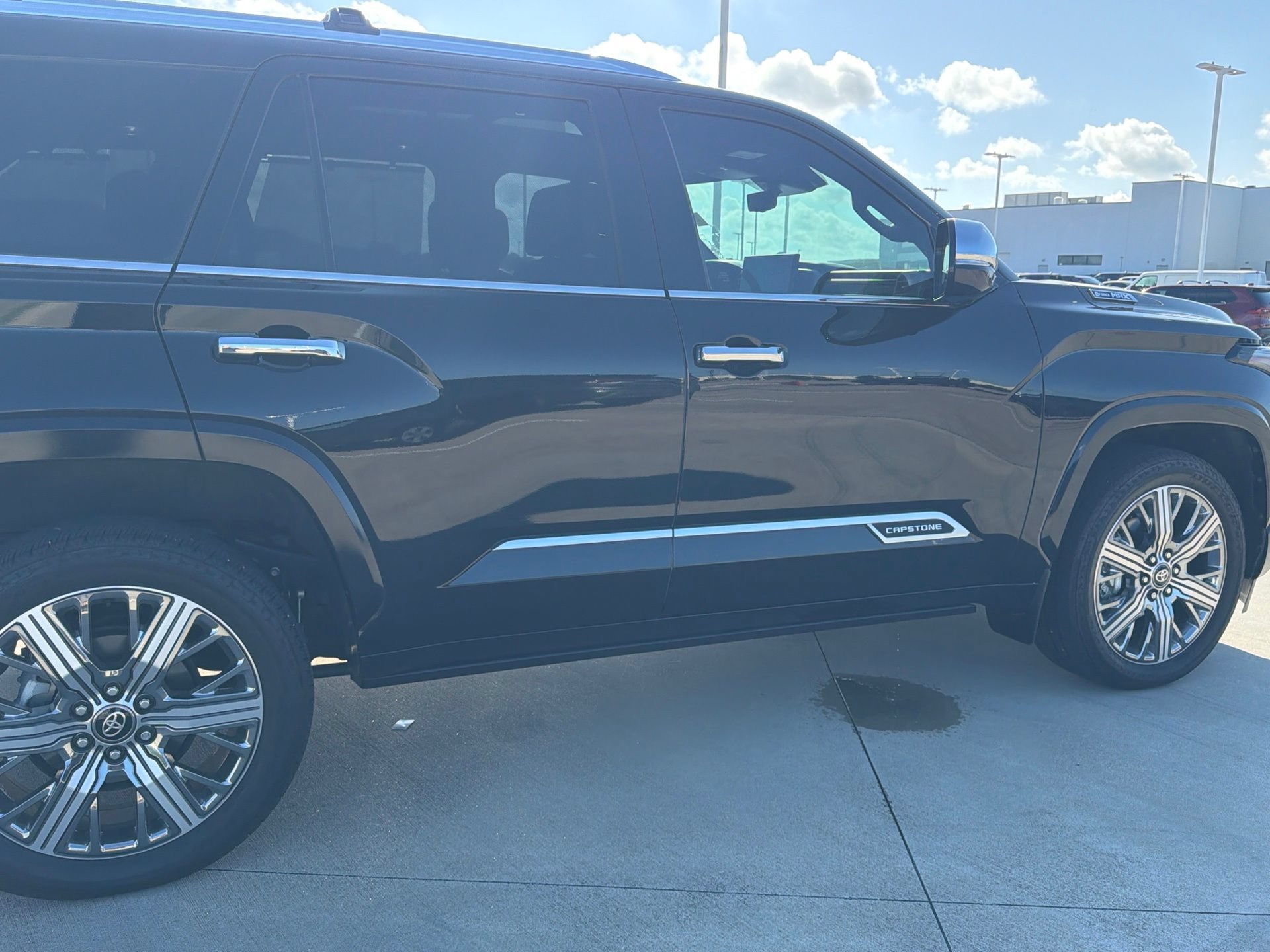 Used 2026 Toyota Sequoia Capstone AWD/4WD image 2