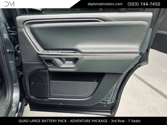Used 2024 Rivian R1S Adventure AWD/4WD image 30