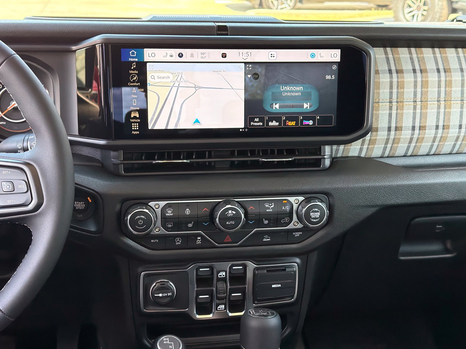 New 2026 Jeep Gladiator Sport AWD/4WD image 21