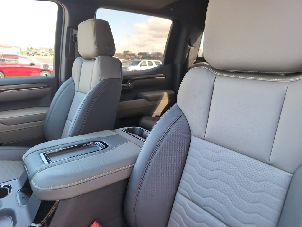 Used 2022 Chevrolet Silverado 1500 ZR2 w/ Technology Package image 14