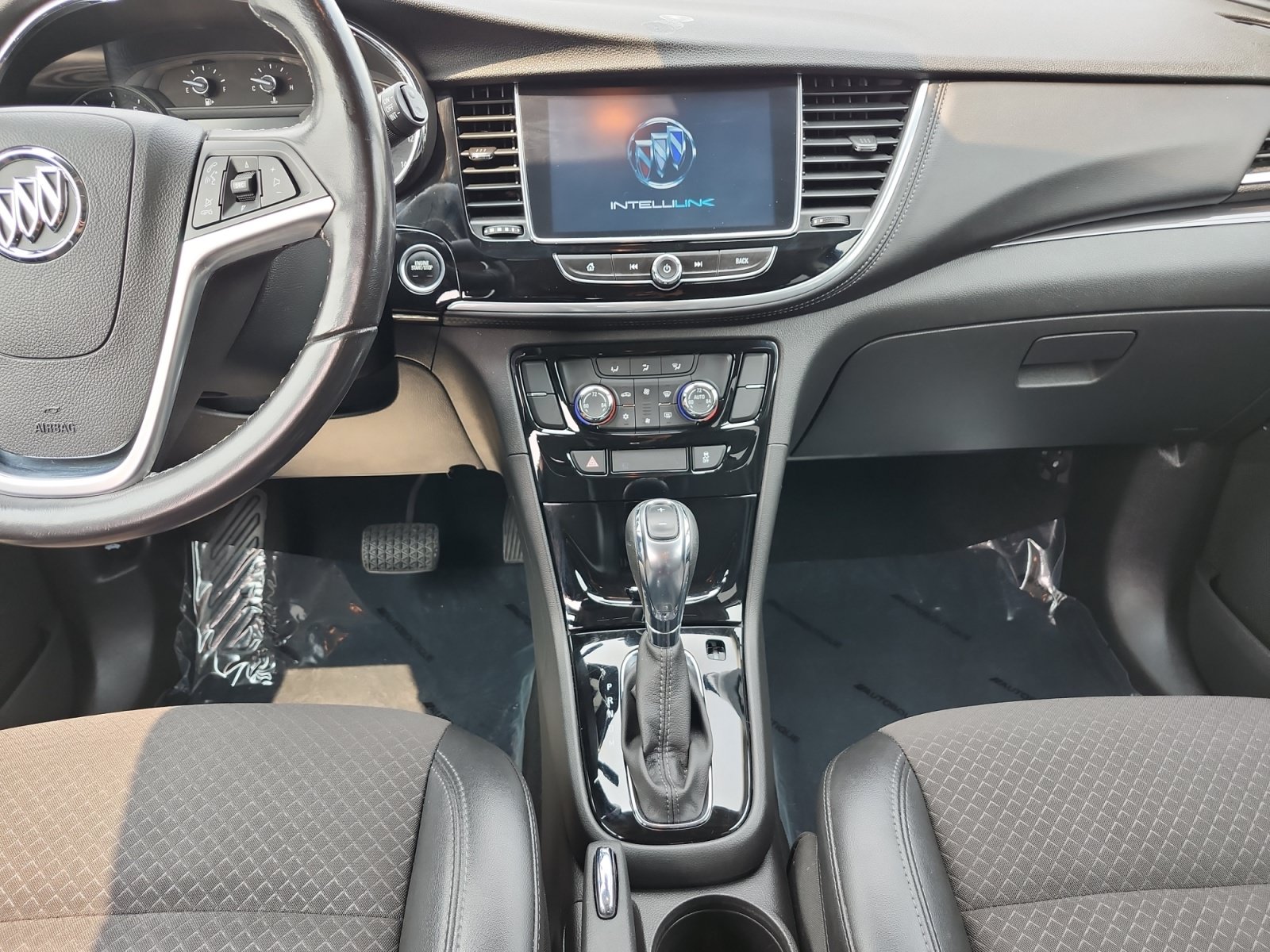 Used 2019 Buick Encore Sport Touring FWD image 12