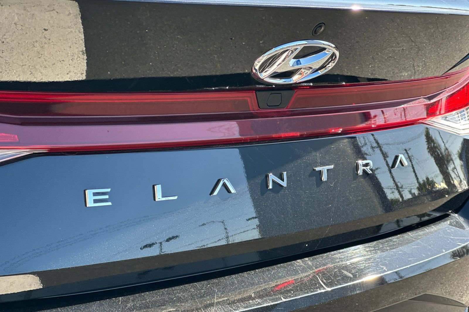 Used 2022 Hyundai Elantra SEL w/ Convenience Package FWD image 27