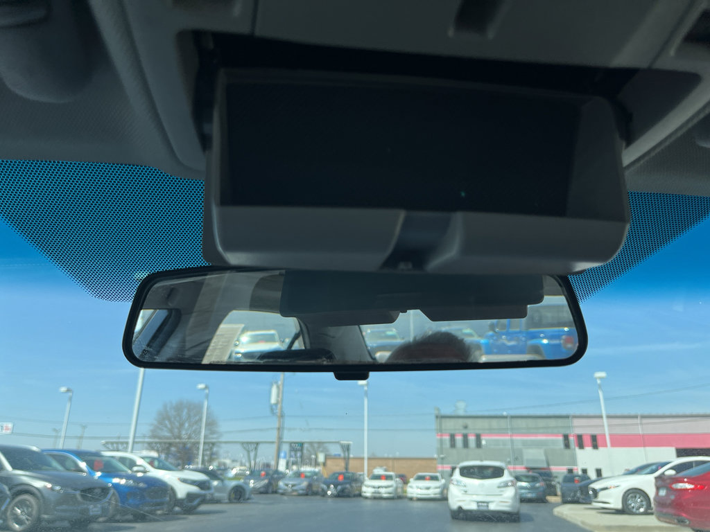 Used 2014 Toyota Camry SE w/ Moonroof Package FWD image 24