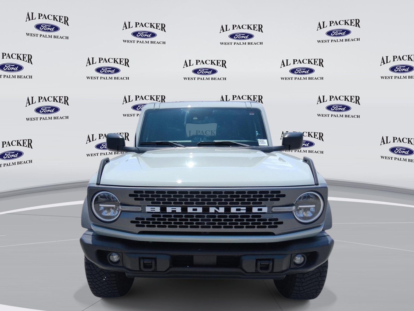 Used 2023 Ford Bronco Badlands w/ Sasquatch Package AWD/4WD image 8