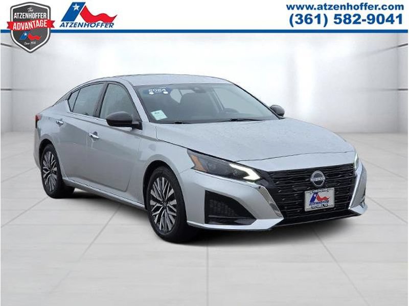 Used 2024 Nissan Altima 2.5 SV