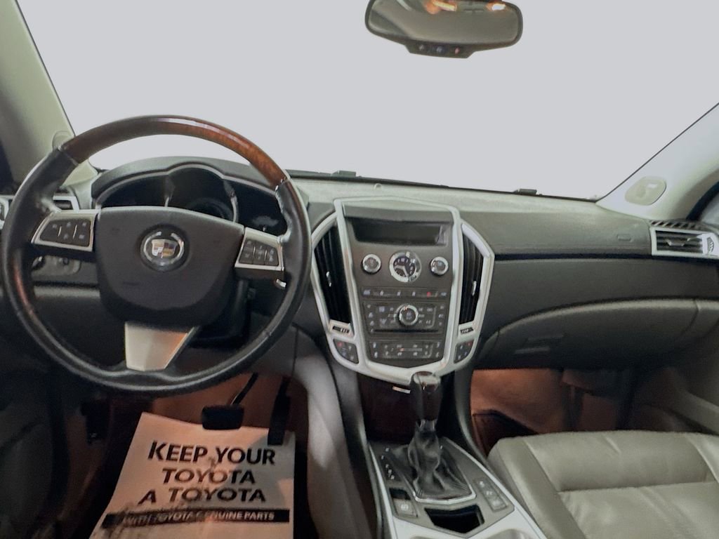 Used 2010 Cadillac SRX Premium image 11