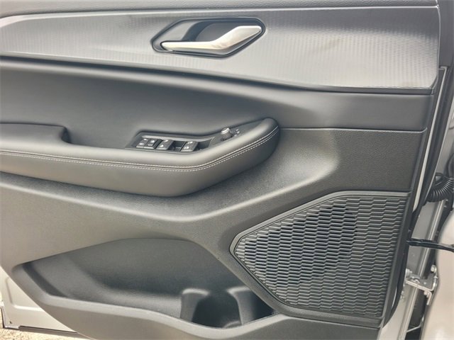 New 2025 Jeep Grand Cherokee Altitude image 21