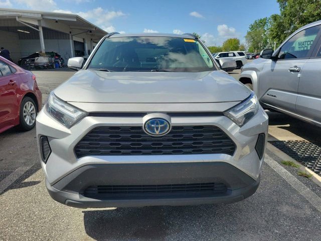 Used 2024 Toyota RAV4 XLE image 9