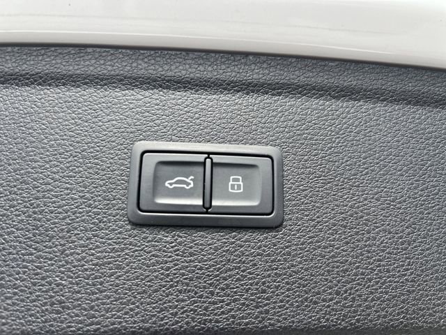 Used 2022 Audi SQ5 Premium Plus image 18