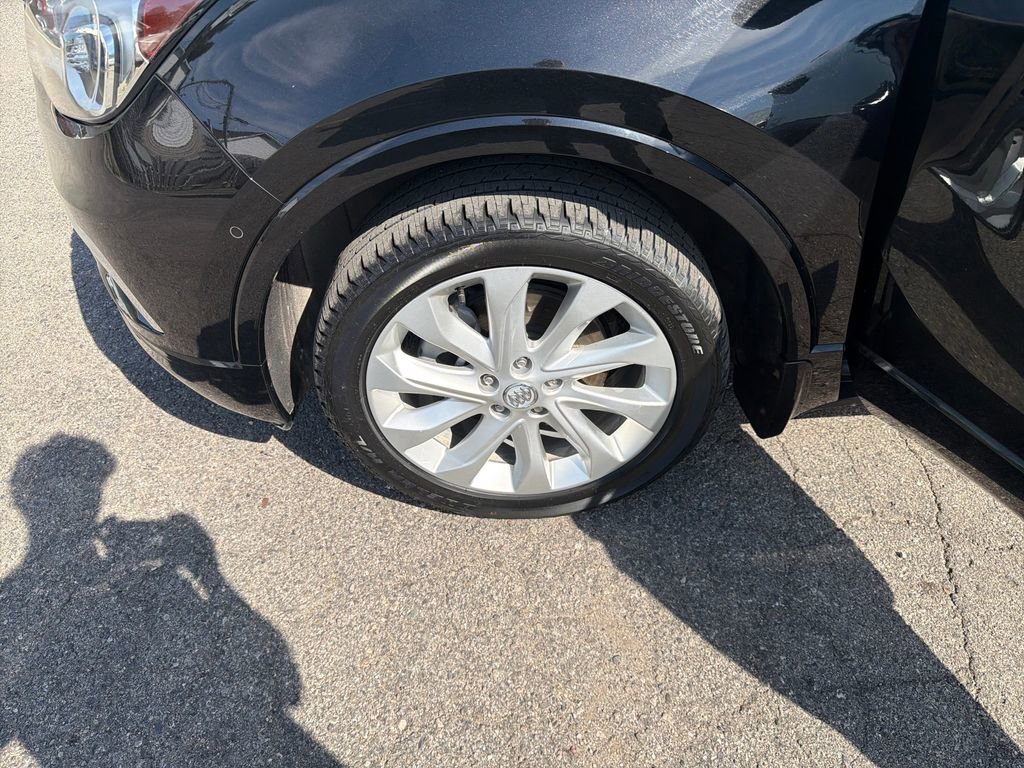 Used 2018 Buick Envision Premium w/ Driver Confidence Package AWD/4WD image 27