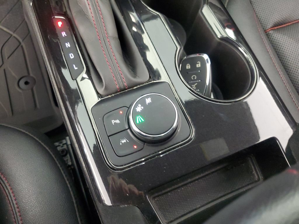 Used 2021 Chevrolet Blazer RS w/ Enhanced Convenience Package FWD image 17