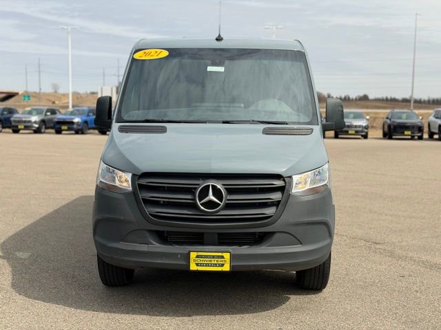 Used 2021 Mercedes-Benz Sprinter 1500 image 2