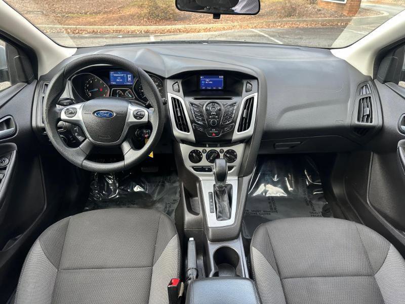 Used 2014 Ford Focus SE image 29