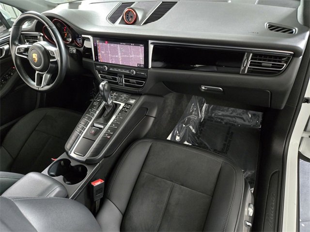 Used 2021 Porsche Macan Base image 24