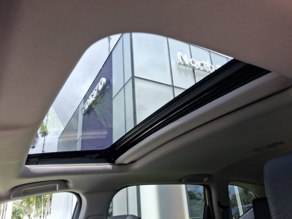 Used 2018 Honda CR-V Touring image 6