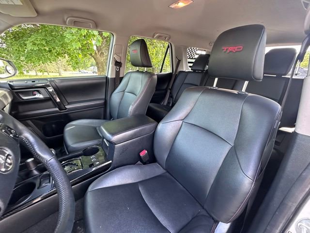 Used 2019 Toyota 4Runner TRD Off-Road Premium AWD/4WD image 12