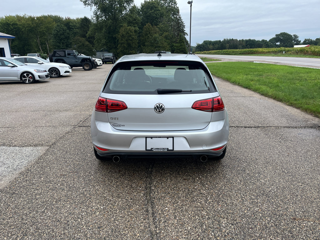 Used 2017 Volkswagen GTI S FWD image 5