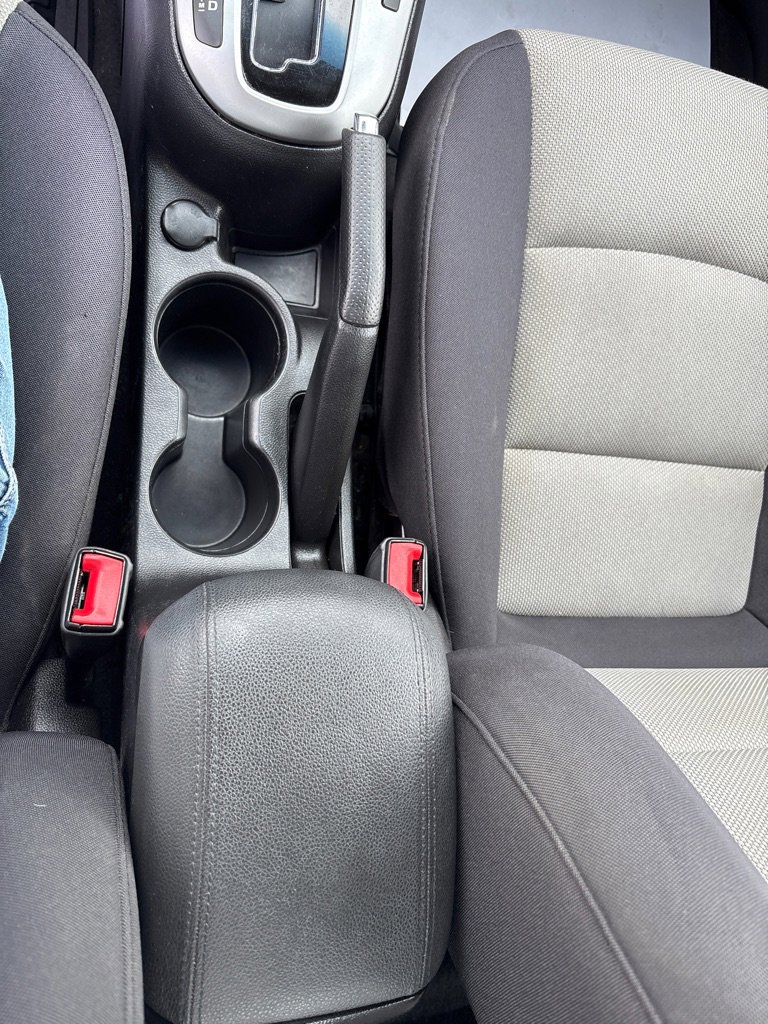 Used 2014 Chevrolet Cruze LS image 17