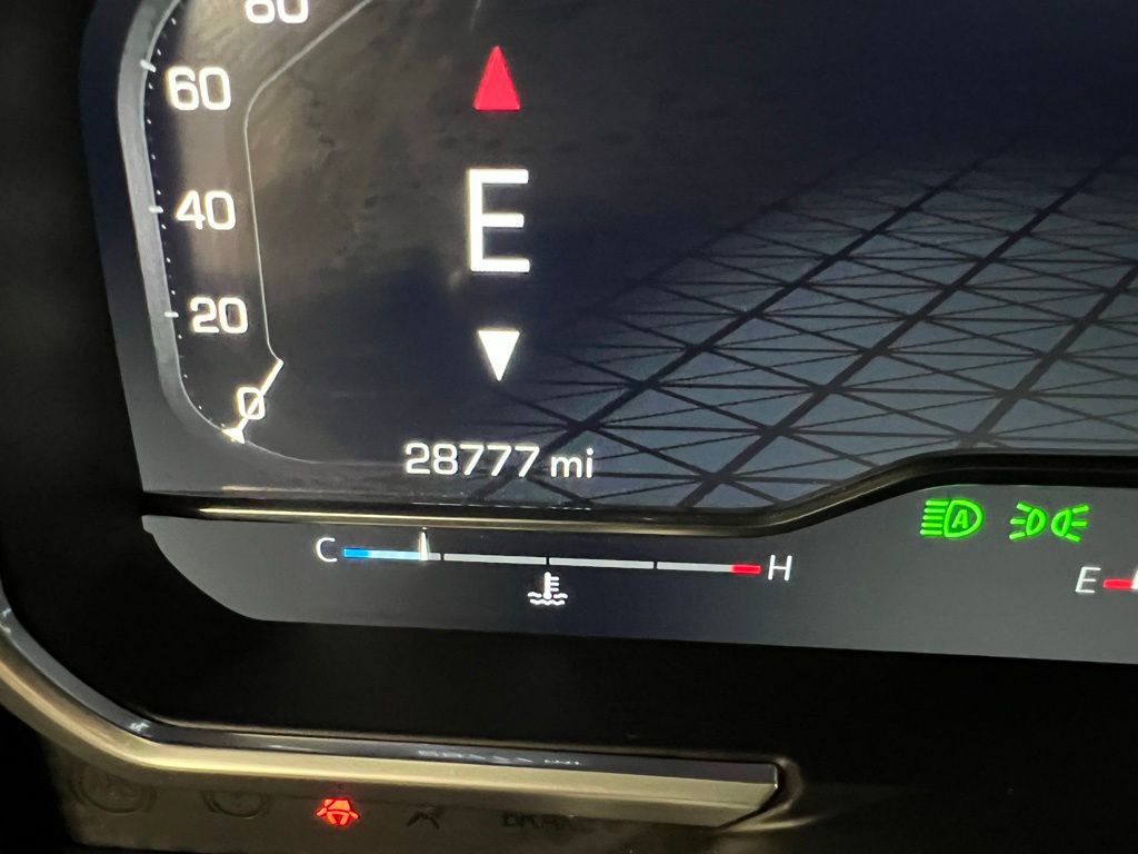 Used 2023 GMC Sierra 1500 AT4 w/ Technology Package image 32