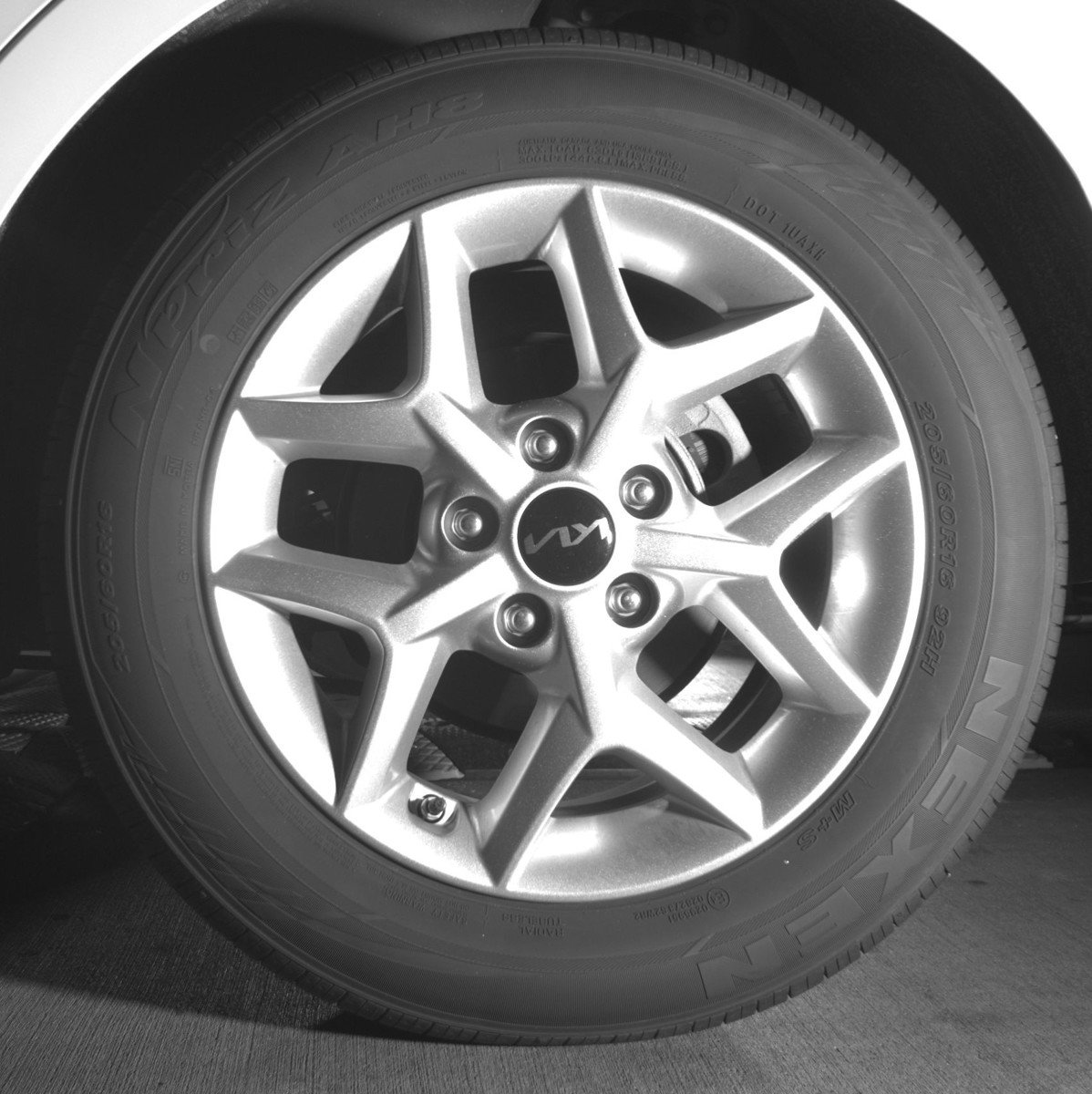Used 2025 Kia Soul LX w/ LX Technology Package image 14