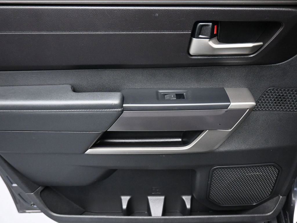 Used 2022 Toyota Tundra SR5 w/ SR5 Convenience Package image 38