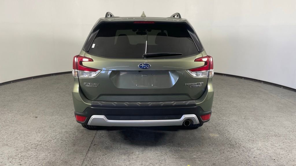 Used 2020 Subaru Forester Touring AWD/4WD image 4